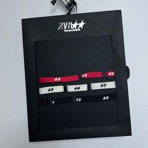 ZARA NWT TwoJeys Star Shoelaces Red White Black Set of 3